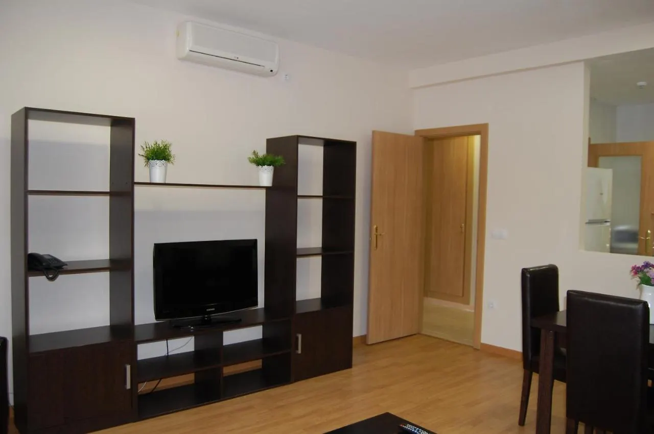 Aparthotel Encasa Madrid